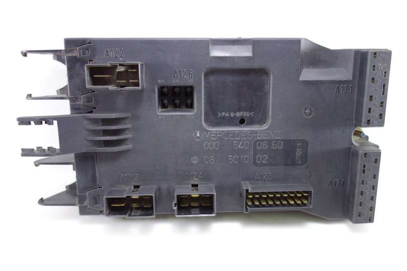 Caja de fusibles Mercedes Vito 0005400650 000 540 06 50 LK 08501002 08 5010 02 - foto 1