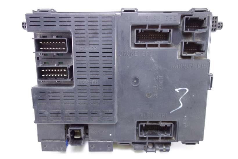 Caja de fusibles Peugeot 406 9650914380 96 509 143 80 16199901 161 999 01 - foto 1