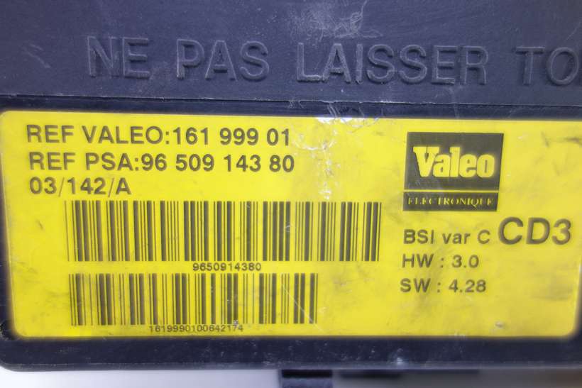Caja de fusibles Peugeot 406 9650914380 96 509 143 80 16199901 161 999 01 - foto 2