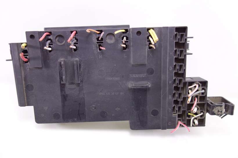 Caja de fusibles Renault Clio 7700415565 P77004296654F 216522153A 21652215-3 A - foto 2