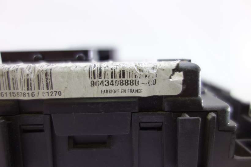 Caja de fusibles Citroen Xsara Picasso Peugeot 307 206 964349888000 9643498880-00 Siemens S118470003C S118470003 C - foto 2