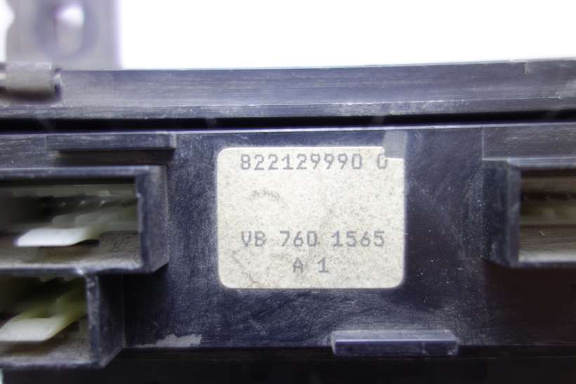 Caja de fusibles Fiat Brava 8221299900 822129990 0 VB7601565 VB 760 1565 A 223 - foto 3
