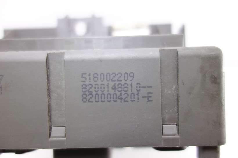 Caja de fusibles Renault Laguna 8200148810 8200004201E 8200004201-E 508002209 - foto 4