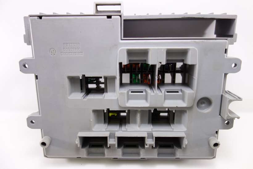 Caja de fusibles BMW E90 690662101 6906621-01 690662102 6906621-02 90104625 B010098800 BJ3A119640 - foto 4