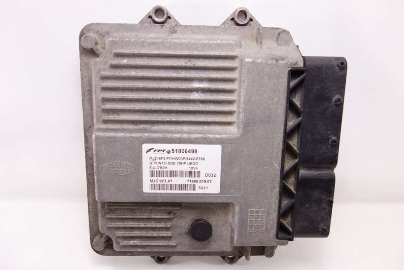 Centralita del motor Fiat Grande Punto 51806498 51806498 7160001907 71600.019.07 MJD6F3P7 MJD 6F3.P7 - foto 1