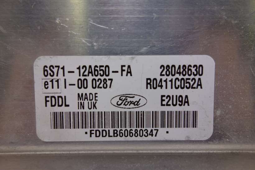 Centralita del motor Ford Mondeo 6S7112A650FA 6S71-12A650-FA R0411CO52A 28048630 - foto 2
