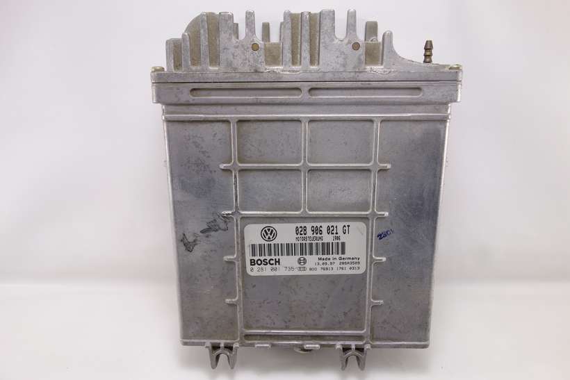 Centralita del motor Audi VW Seat 028906021GT 028 906 021 GT Bosch 0281011735 0 281 011 735 - foto 1