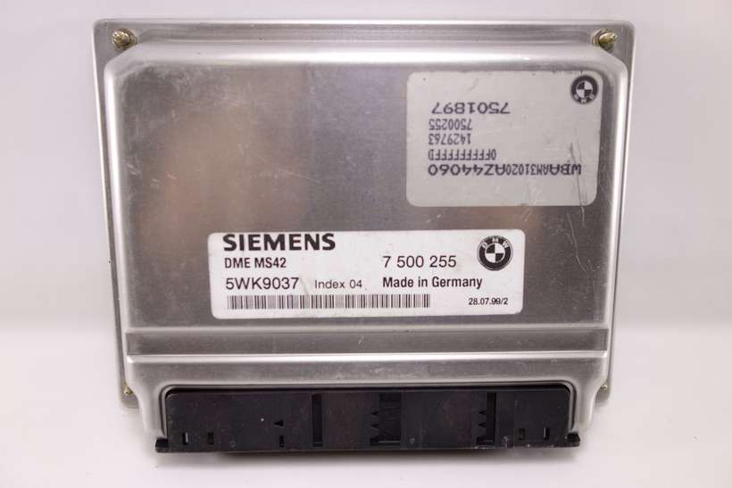 Centralita del motor BMW E46 E39 7500255 7 500 255 SIEMENS 5WK9037 INDEX04 INDEX 04 - foto 1