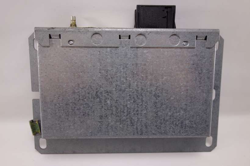 Centralita del motor BMW E38 E39 E46 E52 E53 65908385141 65.90-8 385 141 902201554231 9022 015 54231 3240230 32402-30 11628487 - foto 1