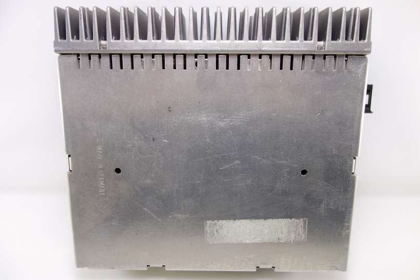 Amplificador Mercedes E-270 A2118206089(02) A 211 820 60 89 02 21010793 5Y5TEM5 BECKER - foto 1
