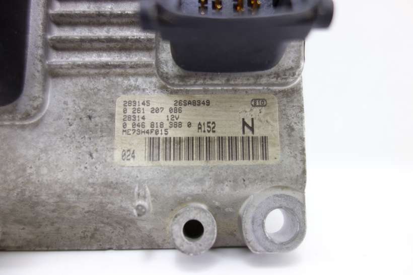 Centralita del motor Fiat Stilo 00468183880 0 046 818 388 0 Bosch 0261207086 0 261 207 086 25SA8349 ME73H4F015 A152 - foto 2