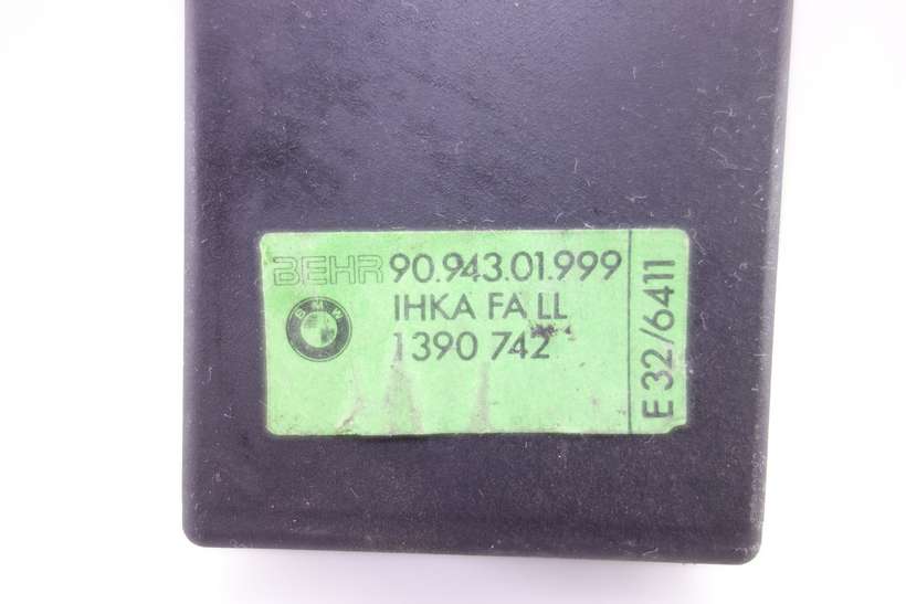 Modulo BMW E32 1390742 1 390 742 1378157 1 378 157 BEHR 9094301999 90.943.01.999 AMP 18287424 1-828742-4 - foto 3