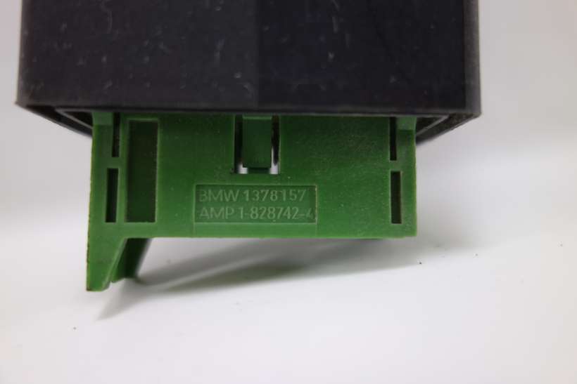 Modulo BMW E32 1390742 1 390 742 1378157 1 378 157 BEHR 9094301999 90.943.01.999 AMP 18287424 1-828742-4 - foto 2