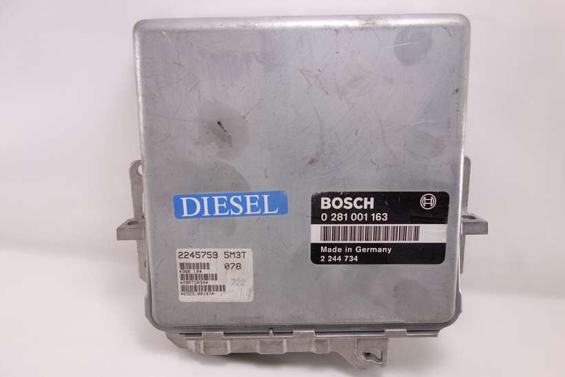 Centralita del motor BMW E34 2244734 2 244 734 Bosch 0281001163 0 281 001 163 - foto 1