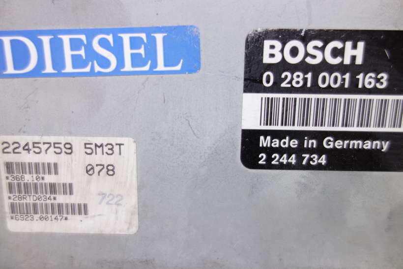 Centralita del motor BMW E34 2244734 2 244 734 Bosch 0281001163 0 281 001 163 - foto 2