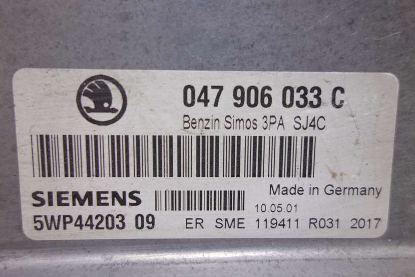 Centralita del motor Skoda Fabia 047906033C 047 906 033 C Siemens 5WP4420309 5WP44203 09 - foto 2