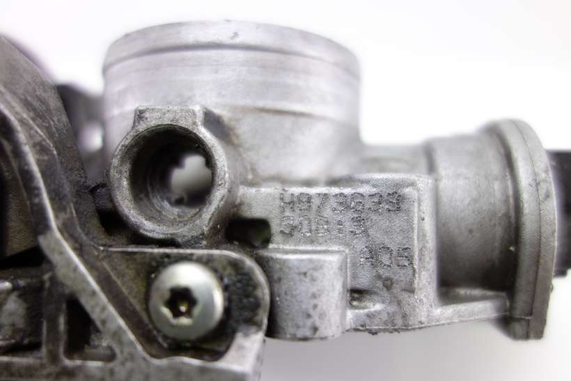 Carburador Renault Clio H373639 36XR31 36 XR 31 108120A 108120 A - foto 2