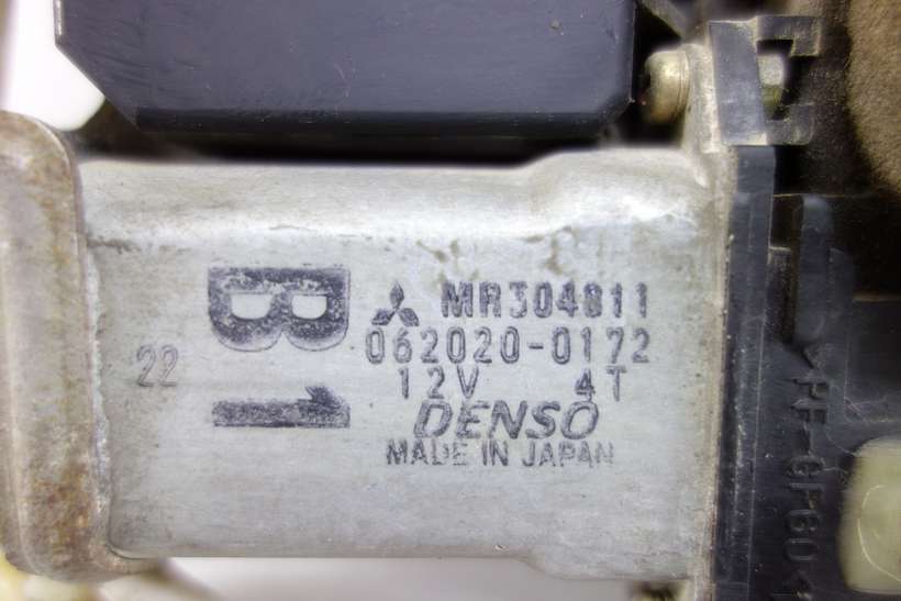Motor de elevalunas Mitsubishi Pajero Galloper Shogun MR304811 Denso 0620200172 062020-0172 - foto 2