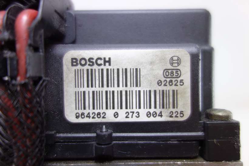 Módulo ABS Mitsubishi Carisma - foto 2