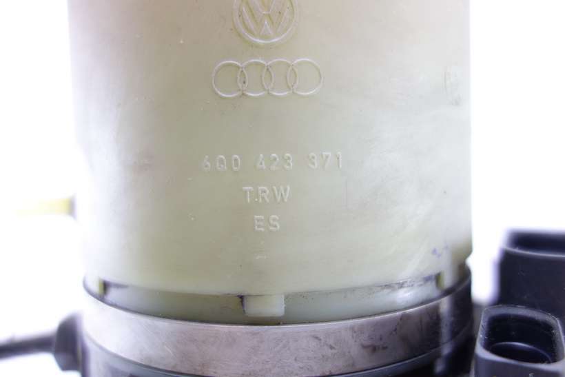 Bomba de dirección VW Audi Seat Skoda 6Q0423371 6Q0 423 371 6Q0423156Q 6Q0 423 156 Q 6Q1423051AE 6Q1 423 051 AE - foto 2