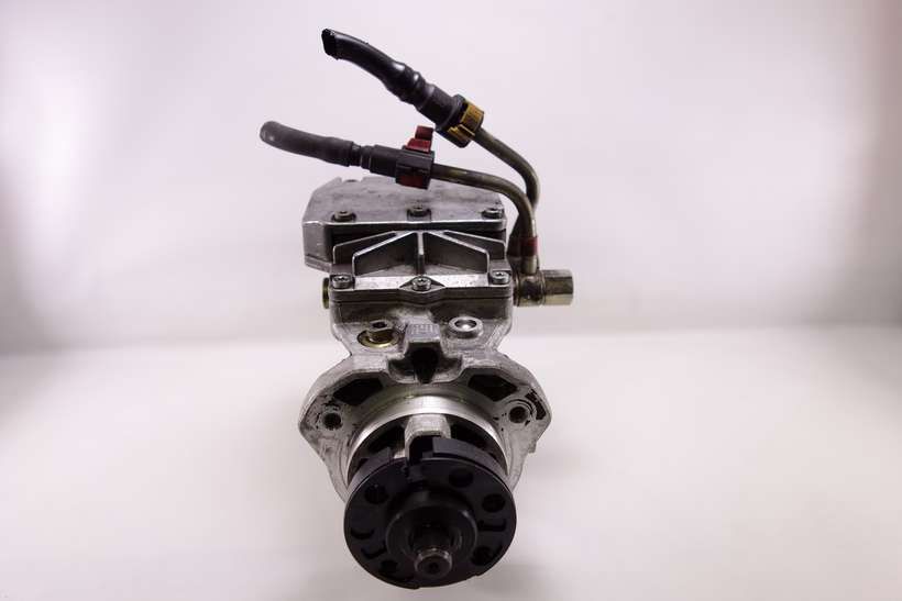 Bomba inyeccion Ford Fiesta Focus Transit YS6Q9A543RC YS6Q-9A543-RC Bosch 0470004006 - foto 2