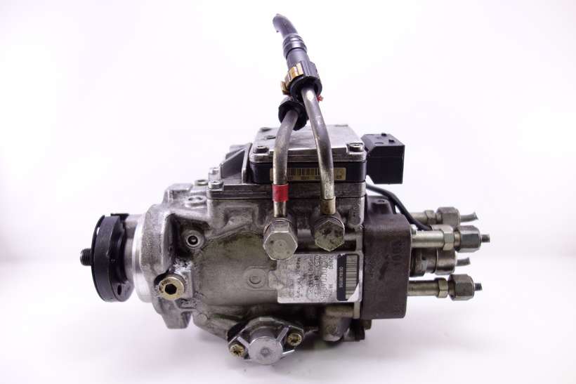 Bomba inyeccion Ford Fiesta Focus Transit YS6Q9A543RC YS6Q-9A543-RC Bosch 0470004006 - foto 1