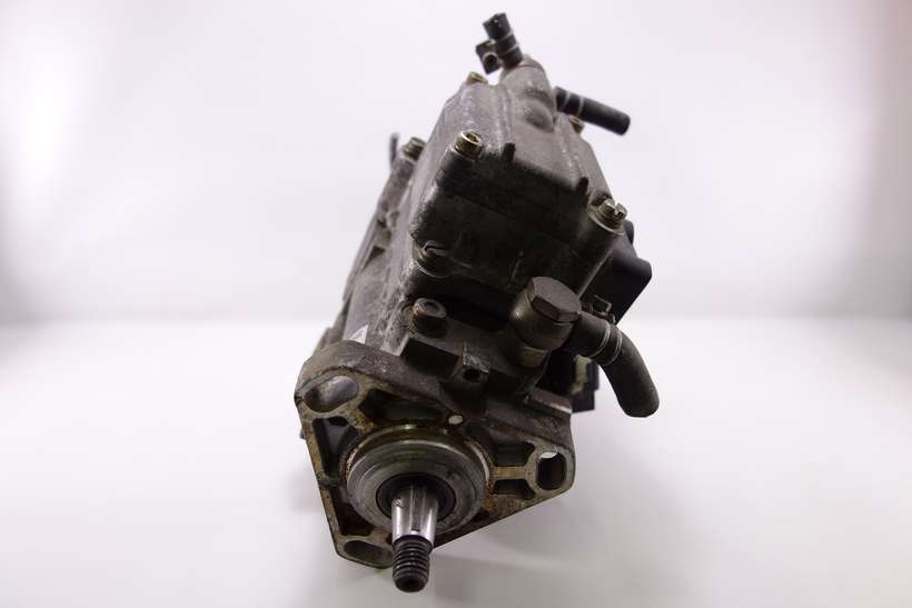 Bomba inyeccion Nissan Almera 167002N100 16700 2N100 1047002041 104700-2041 - foto 3