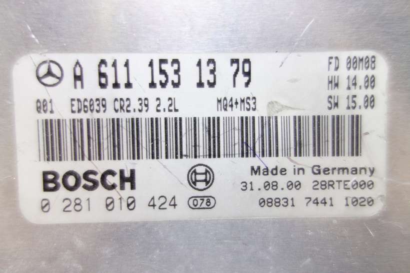 Centralita del motor Mercedes Sprinter A6111531379 A 611 153 13 79 Bosch 0281010424 0 281 010 424 - foto 2