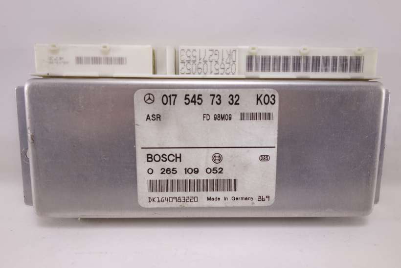 Centralita del motor Mercedes W202 0175457332 017 545 73 32 K03 Bosch 0265109052 0 265 109 052 - foto 1