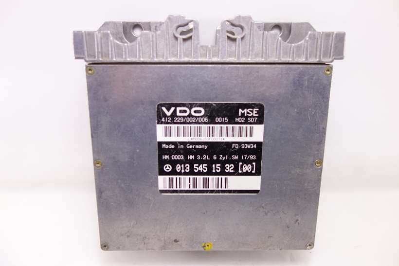 Centralita del motor Mercedes Benz W124 0135451532 00 013 545 15 32 00 VDO 412229002006 412.229 002 006 - foto 1