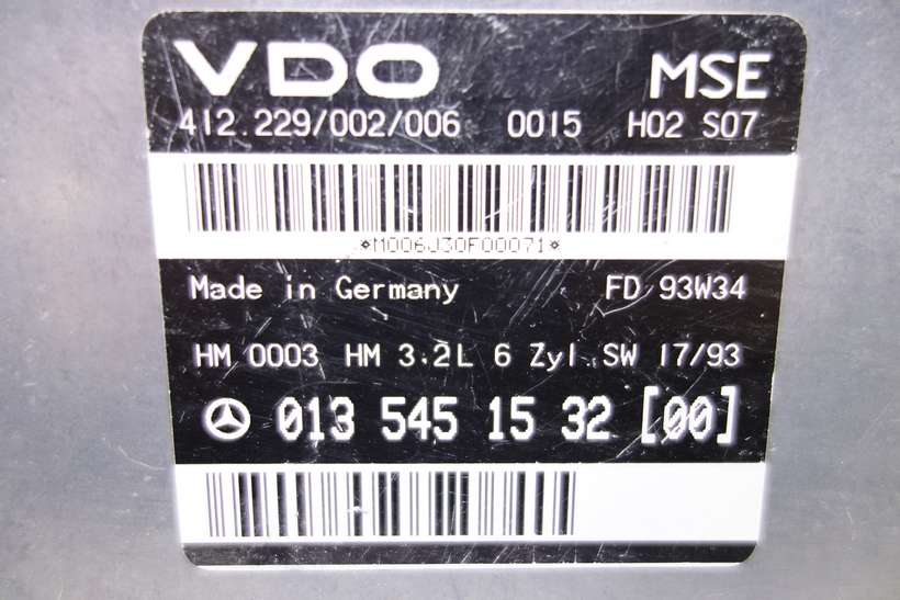 Centralita del motor Mercedes Benz W124 0135451532 00 013 545 15 32 00 VDO 412229002006 412.229 002 006 - foto 2