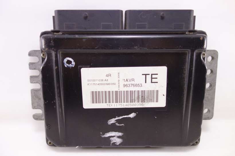 Centralita del motor Chevrolet Kalos Aveo S010011038A8 S010011038 A8 96376653 TE - foto 1