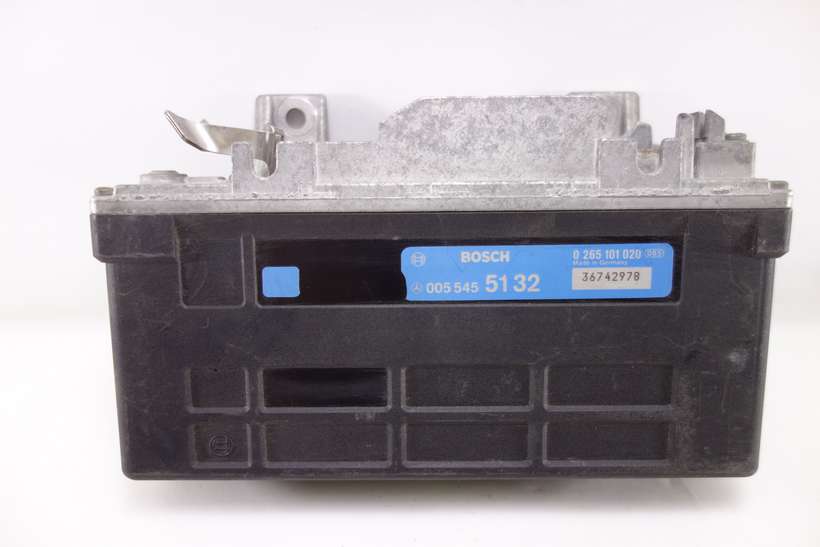Centralita del motor Mercedes Benz W124 0055455132 005 545 51 32 Bosch 0265101020 0 265 101 020 - foto 1