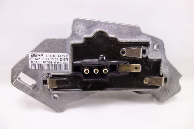 Resistencia Mercedes W210 - foto 1