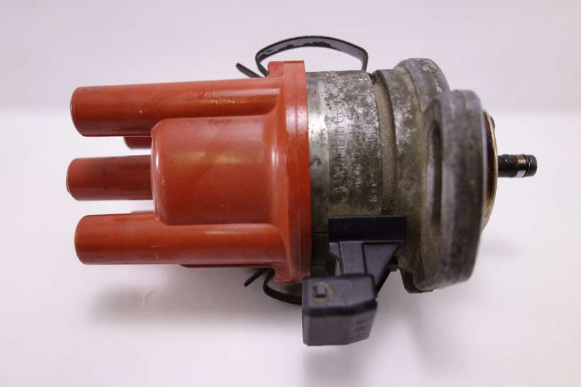 Distribuidor Volkswagen Polo Golf 030905205AB 030 905 205 AB Bosch 0237521061 0 237 521 061 1235522443 - foto 1