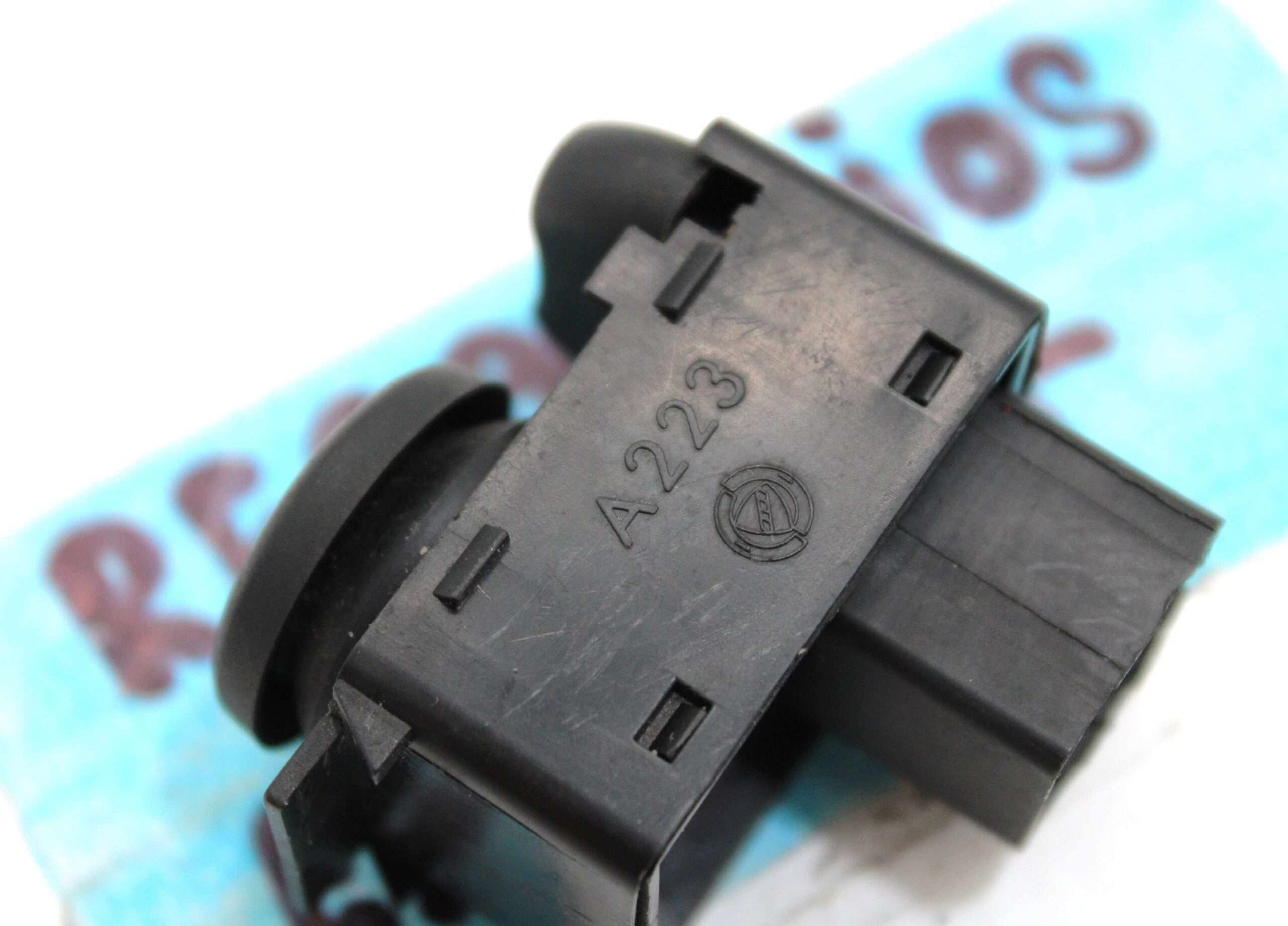 Interruptor de Espejo Fiat 500 - foto 3