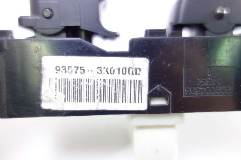 Interruptor de elevalunas Hyundai Sonata 935753K010QD 93575-3K010QD 202004583 - foto 2