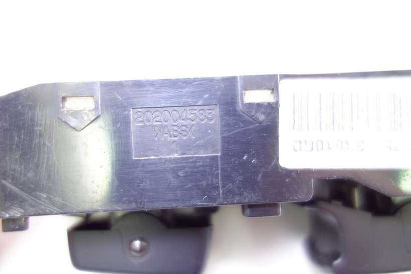 Interruptor de elevalunas Hyundai Sonata 935753K010QD 93575-3K010QD 202004583 - foto 3