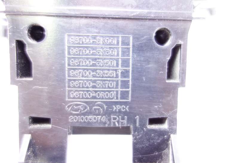Interruptor INTERRUPTOR DE CONTROL REMOTO Hyundai Sonata 967003K001 96700-3K001 967003K301 96700-3K301 967003K501 96700 3K501 201005074RH 201005074 RH - foto 2