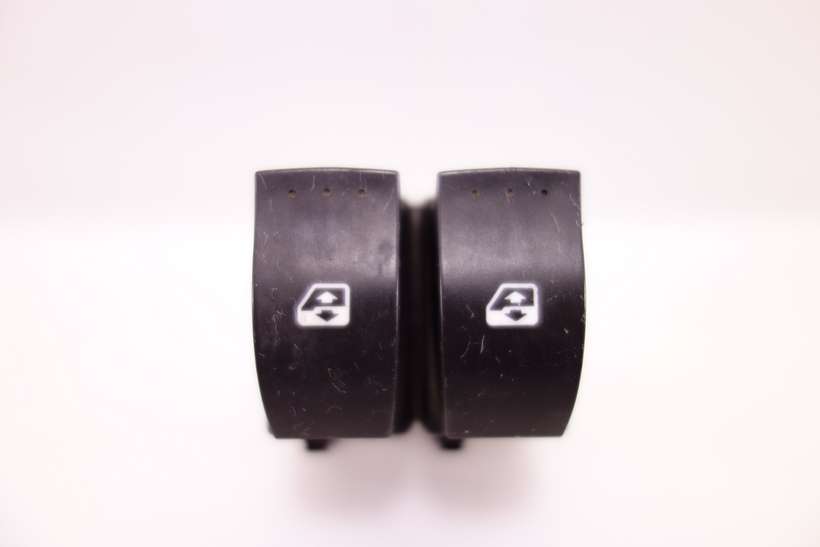Interruptor de elevalunas Renault Espace Laguna 015090A 125411H 1254 11H 2650302 - foto 1