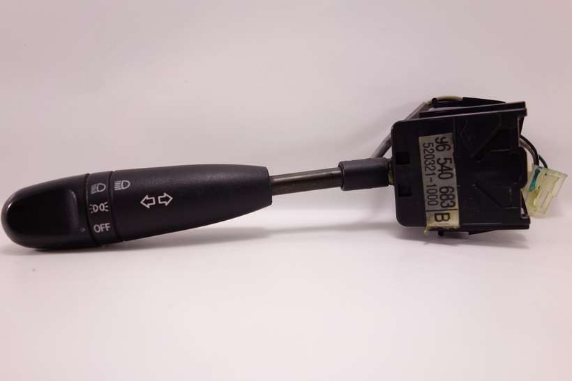 Mando de luz Chevrolet Kalos 96540683 96 540 683 5203211000 520321-1000 B - foto 1