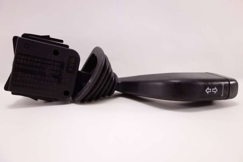 MANDO INTERMITENTES Opel Vectra 90221174 90181846 90213325 12239903 12239904 - foto 1