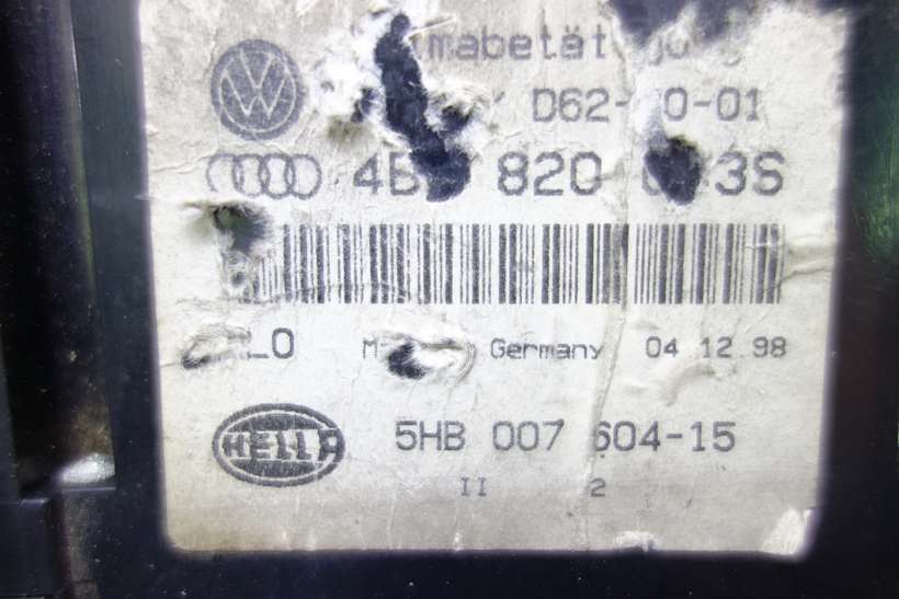 Panel de clima Audi A6 A4 4B0820043S 4B0 820 043S HELLA 5HB00760415 5HB 007 604-15 - foto 3