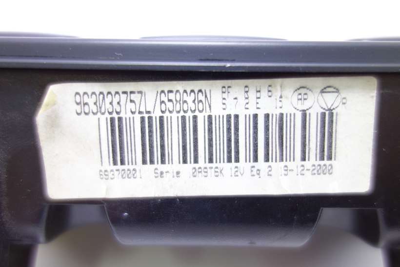 Panel de clima Peugeot 406 96303375ZL 658636N - foto 3