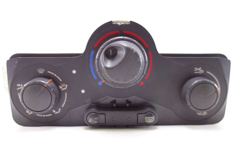 Panel de clima Renault Clio 69597003 030967W - foto 1