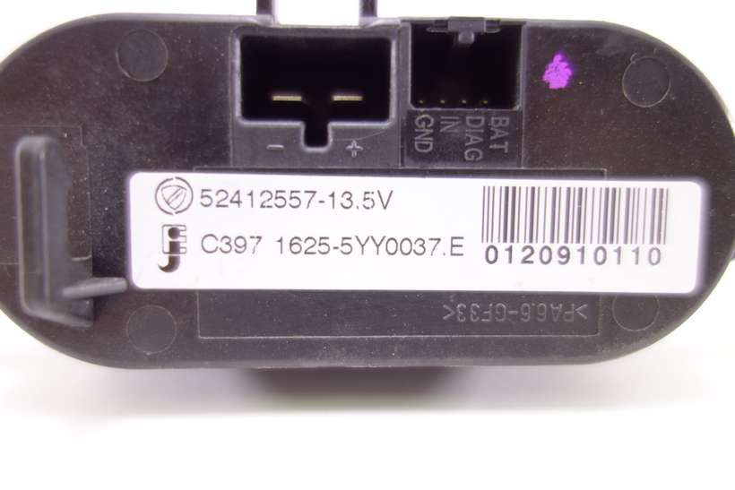 Resistencia Alfa Romeo 52412557135 52412557-13.5V 16255YY0037E 1625-5YY0037.E - foto 2