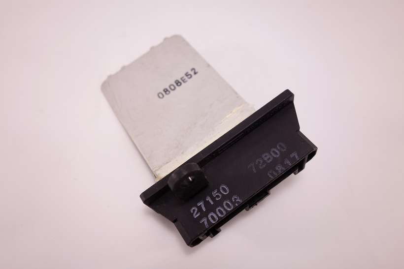 Resistencia Nissan Almera 27150 70003 72B00 0808E52 - foto 1