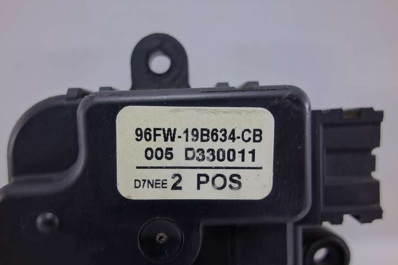 Servomotor de calefaccion Ford Fiesta Ka Focus 96FW19B634CB 96FW-19B634-CB 005 D330011 - foto 2