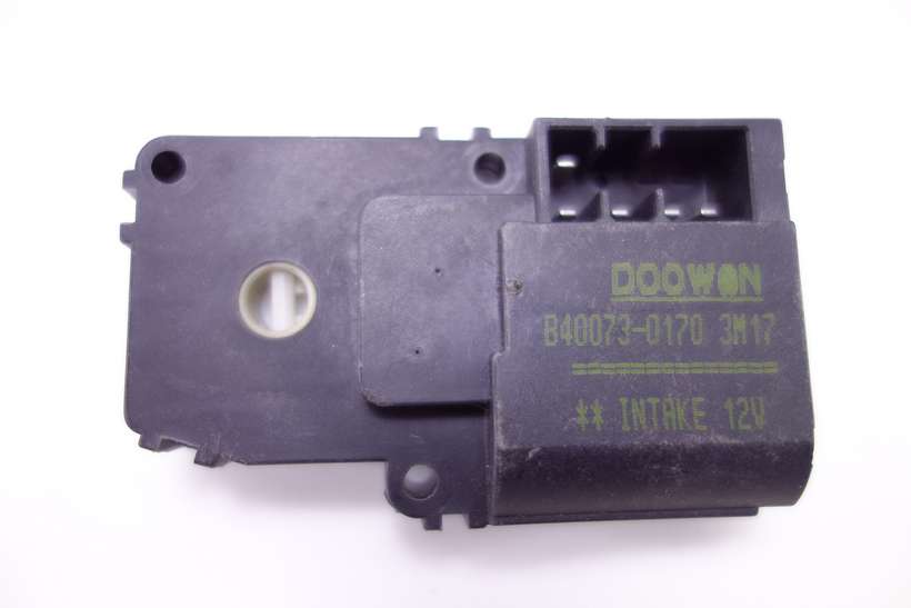 Servomotor de calefaccion Kia Carnival B4007301703M17 B40073-0170 3M17 - foto 1