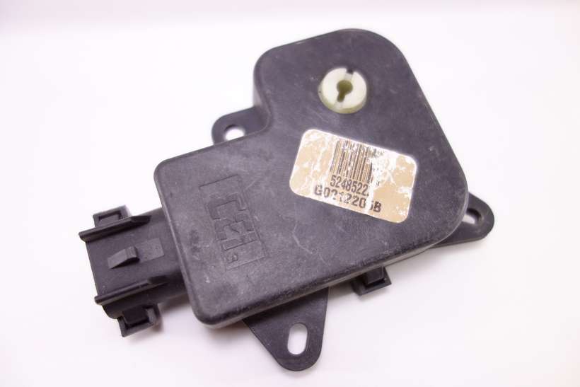 Servomotor de calefaccion Renault Laguna 5248522 G0212205B - foto 1
